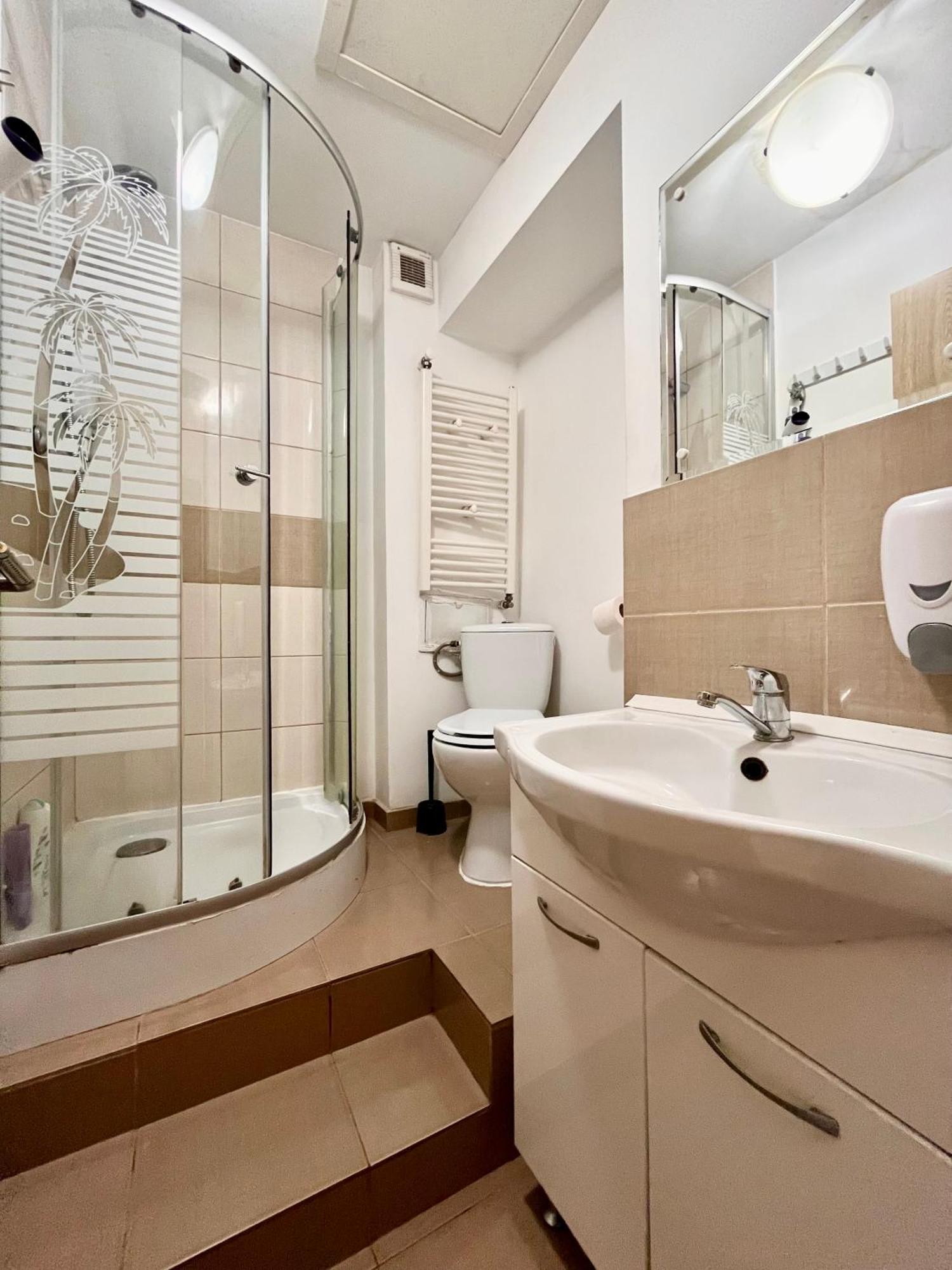 Old Town - Ultra Central Apartment Бухарест Экстерьер фото