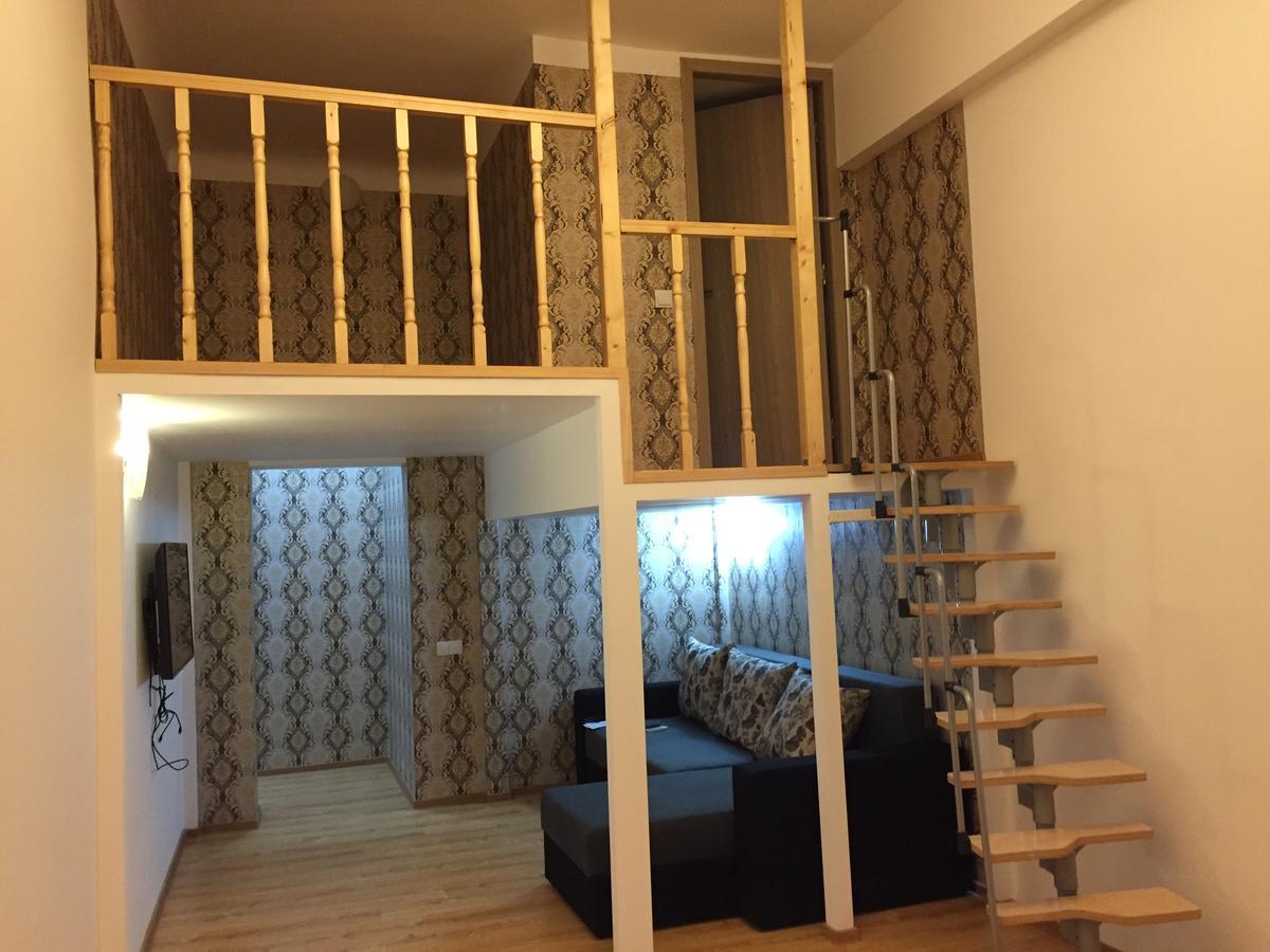 Old Town - Ultra Central Apartment Бухарест Номер фото